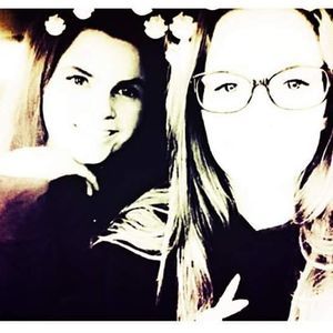 Meet your Posher, Caitlyn